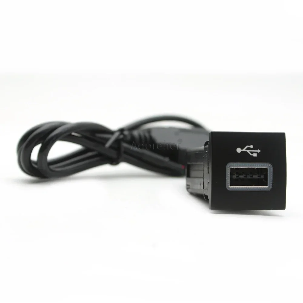 Samochodowy adapter wejścia US – Audio Music Interface recenzja i cena